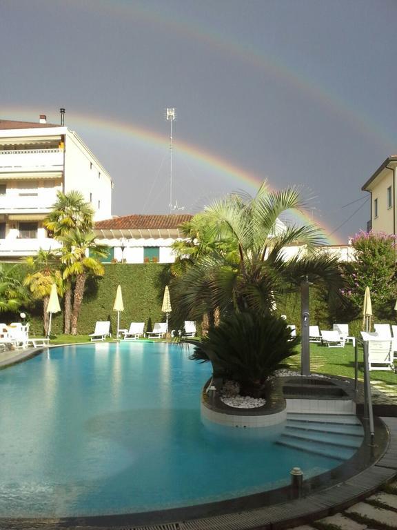 Hotel Terme Salus Abano Terme Extérieur photo